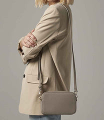 BG758 Taupe Model