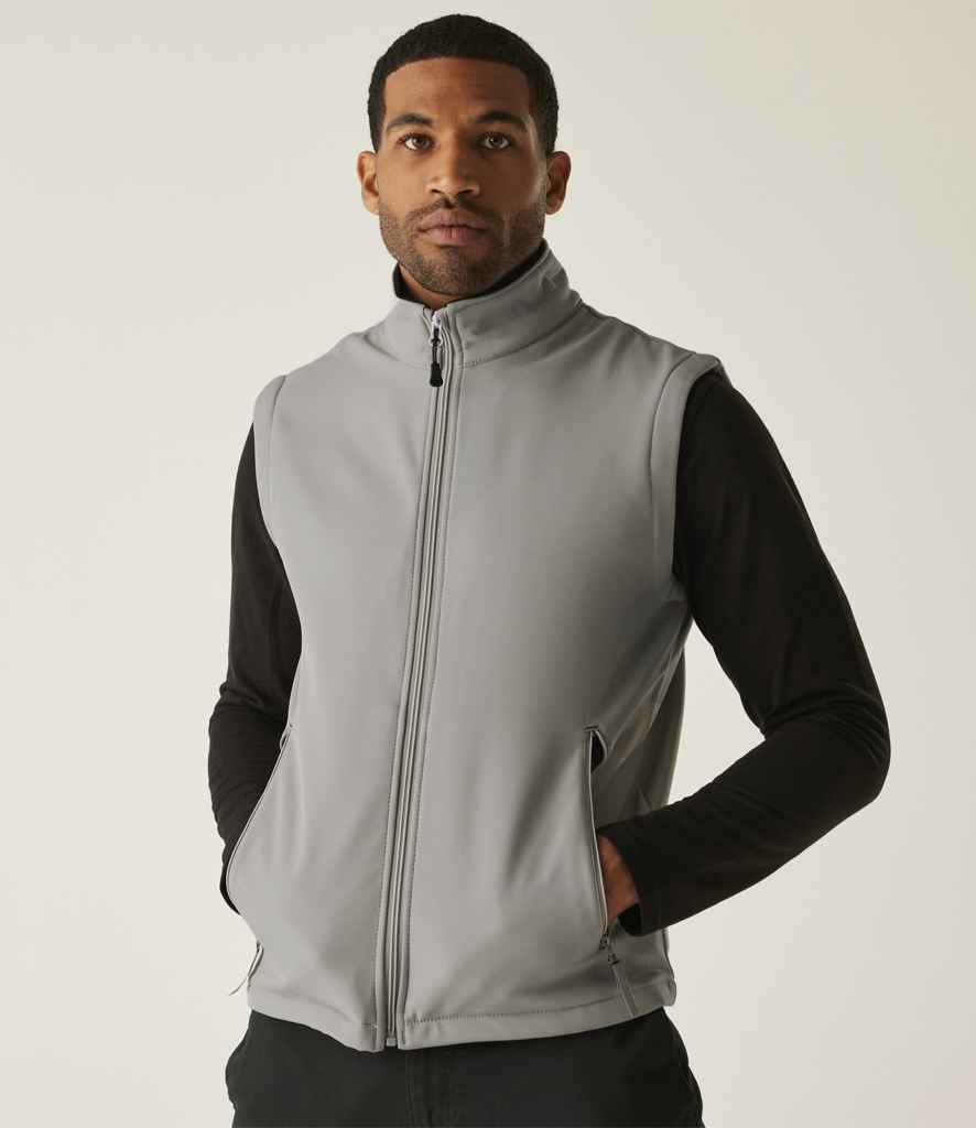 RG372 Mineral Grey/Black Model