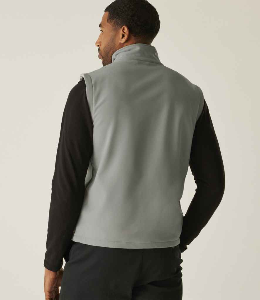 RG372 Mineral Grey/Black Model
