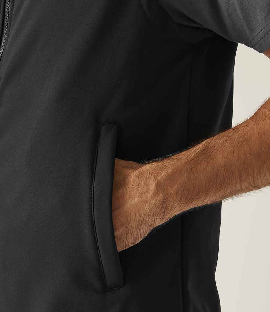 RG633 Black/Black Model